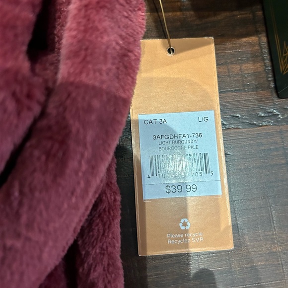 Denver Hayes hooded fuzzy sweater - Picture 5 of 5